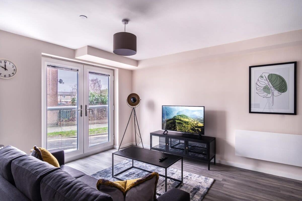 Modern & Spacious 2 Bed Apartment In Manchester Buitenkant foto